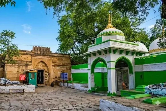 ঐতিহাসিক কামাল মওলা মসজিদে নামাজ আদায়ের অনুমতি দেননি ভারতের সুপ্রিম কোর্ট