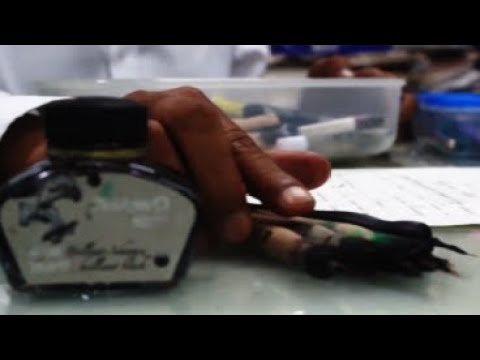 হারিয়ে যাচ্ছে হাতে লেখা সার্টিফিকেটের চল